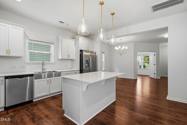 432 Bent Willow Drive, Clayton, NC 27527