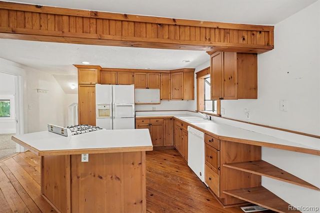 10266 Hegel Road, Goodrich, MI 48438
