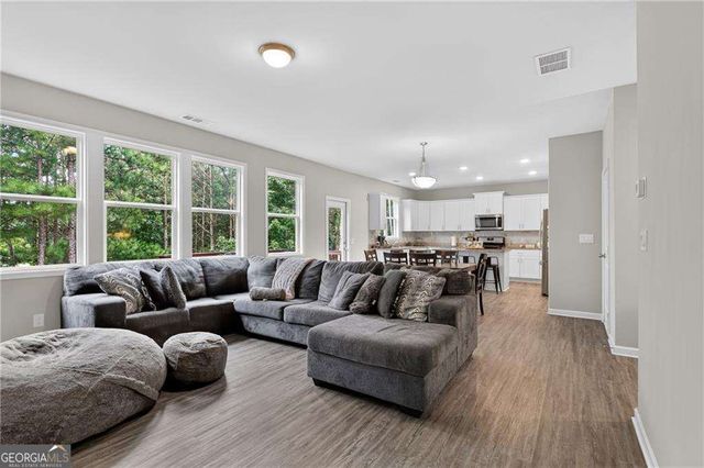 415 Creekstone Drive, Dallas, GA 30132