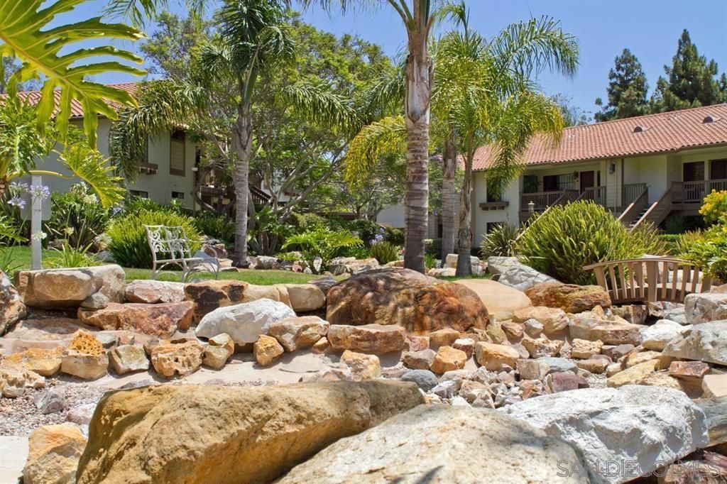 Image 4 of property listing at 12695 Camino Mira Del Mar 118, San Diego, CA 92130