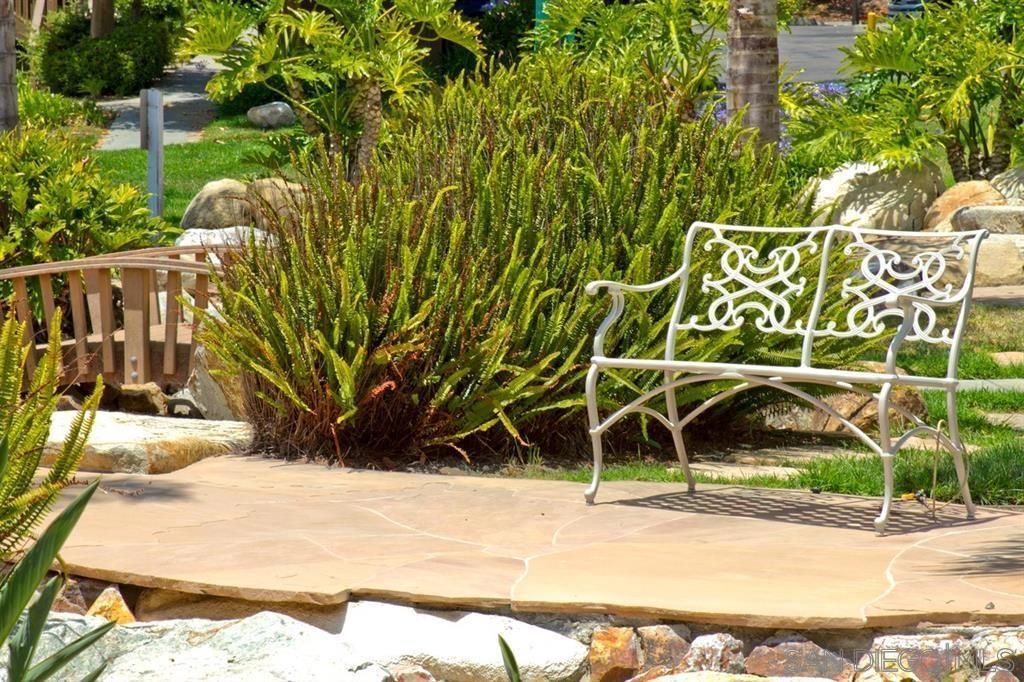 Image 5 of property listing at 12695 Camino Mira Del Mar 118, San Diego, CA 92130