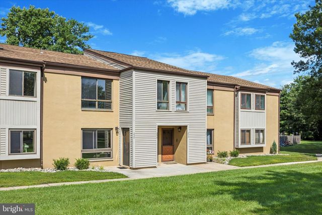 240 JAMES CT, Marlton, NJ 08053