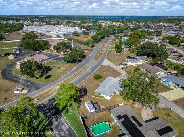 1221 Forest Road, Sebring, FL 33872