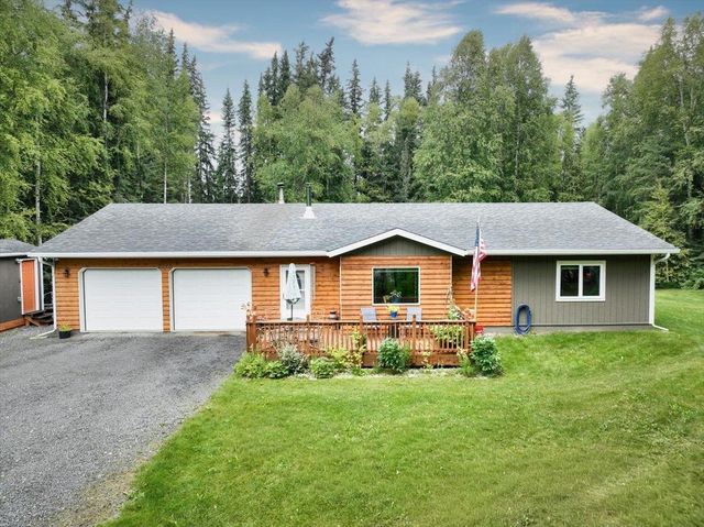 2940 MAURICE AVENUE, North Pole, AK 99705