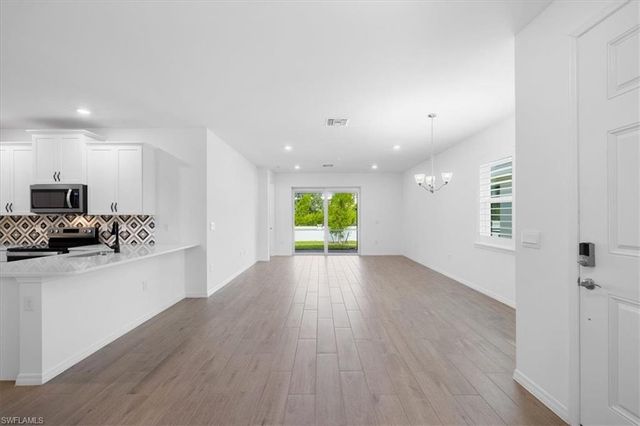 1123 Tranquil Brook DR, Naples, FL 34114