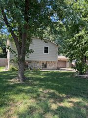 10318 W Dora St, Wichita, KS 67209