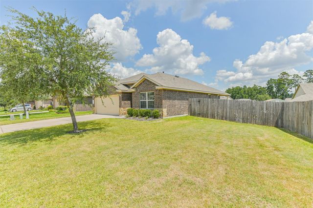 14097 Lake Crescent Drive, Conroe, TX 77384