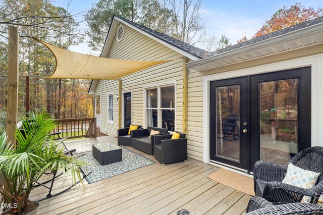 137 Dewar Street, Fuquay Varina, NC 27526