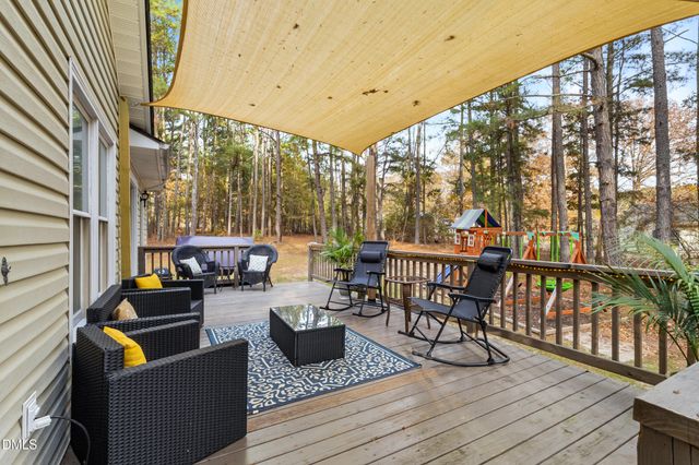 137 Dewar Street, Fuquay Varina, NC 27526