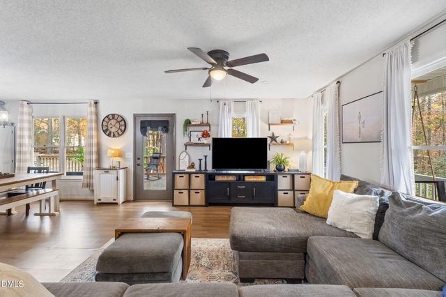 137 Dewar Street, Fuquay Varina, NC 27526