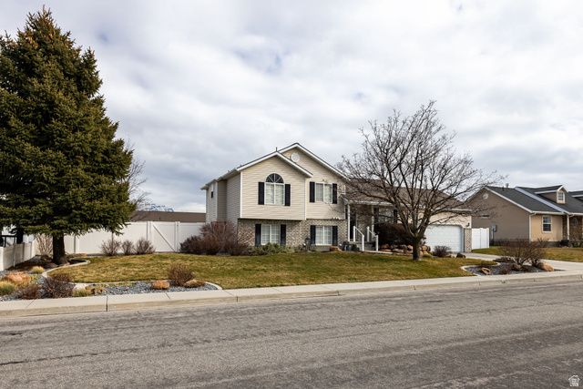 200 N 750 W, Hyrum, UT 84319