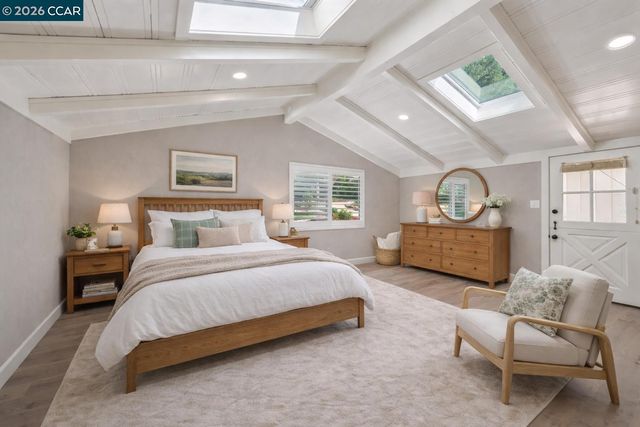 1126 Hidalgo Ct, Lafayette, CA 94549