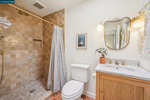 1126 Hidalgo Ct, Lafayette, CA 94549