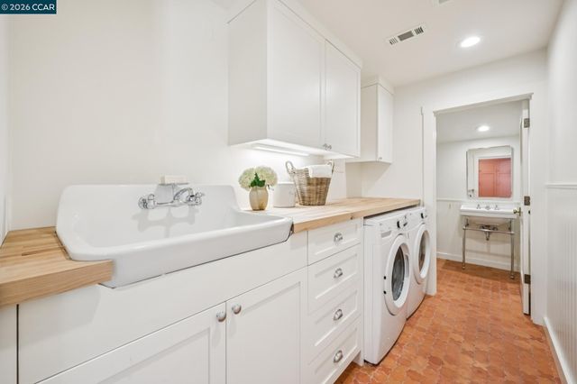 1126 Hidalgo Ct, Lafayette, CA 94549