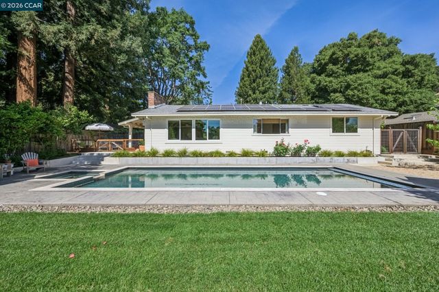 1126 Hidalgo Ct, Lafayette, CA 94549