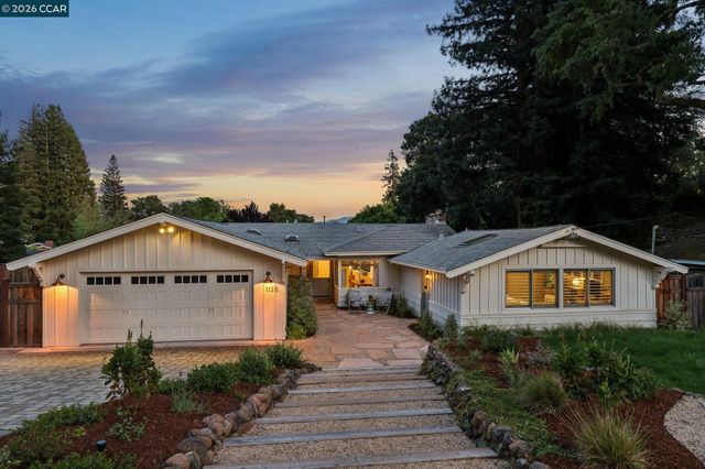 1126 Hidalgo Ct, Lafayette, CA 94549