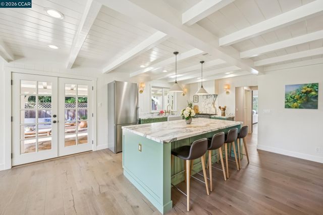 1126 Hidalgo Ct, Lafayette, CA 94549