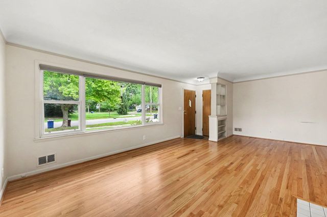 1597 Greenview Drive, Ann Arbor, MI 48103