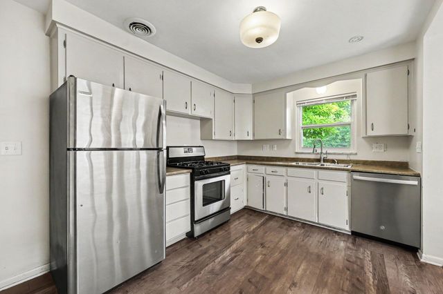 1597 Greenview Drive, Ann Arbor, MI 48103