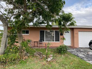 2745 NW 69th Ave, Sunrise, FL 33313