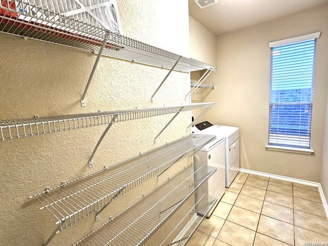 300 EAGLE FLIGHT, Cibolo, TX 78108