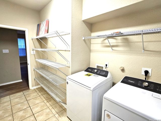 300 EAGLE FLIGHT, Cibolo, TX 78108