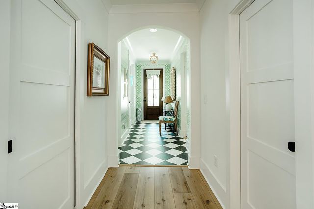 8 Toynbee Drive, Simpsonville, SC 29681