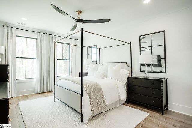 8 Toynbee Drive, Simpsonville, SC 29681