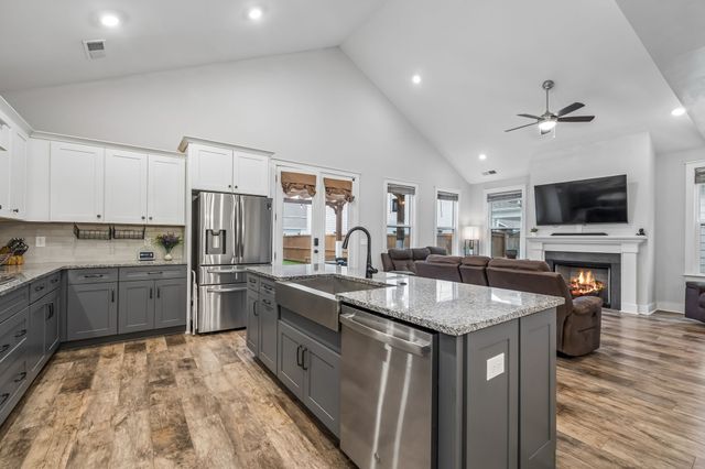 226 Southmen Ln, Spring Hill, TN 37174