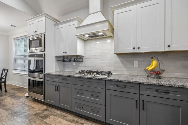 226 Southmen Ln, Spring Hill, TN 37174