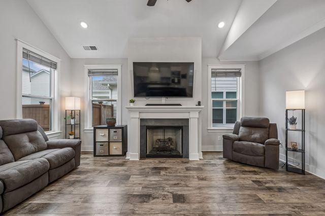 226 Southmen Ln, Spring Hill, TN 37174