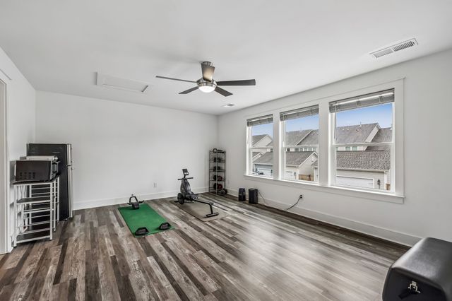 226 Southmen Ln, Spring Hill, TN 37174