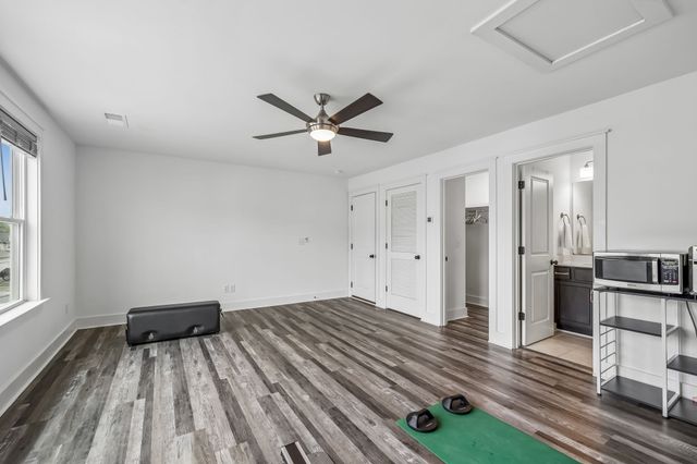 226 Southmen Ln, Spring Hill, TN 37174