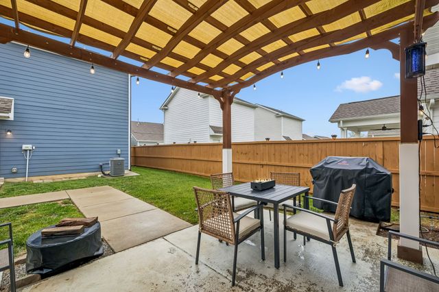 226 Southmen Ln, Spring Hill, TN 37174