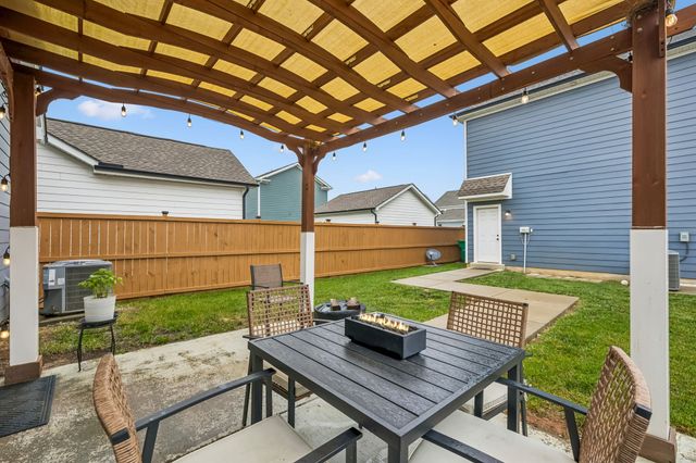 226 Southmen Ln, Spring Hill, TN 37174