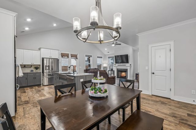 226 Southmen Ln, Spring Hill, TN 37174