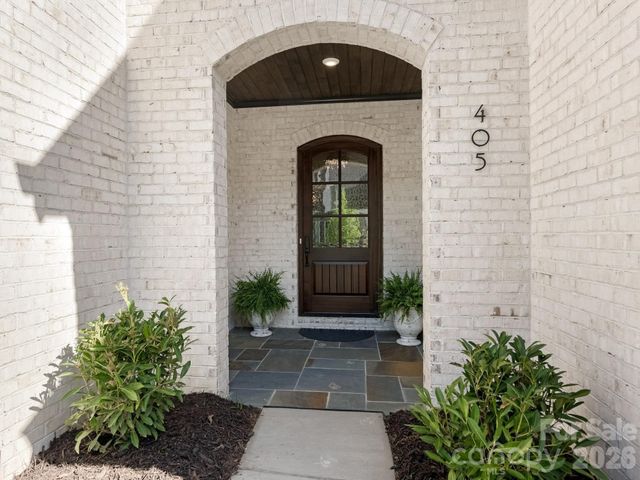 405 Audrey Place, Charlotte, NC 28226