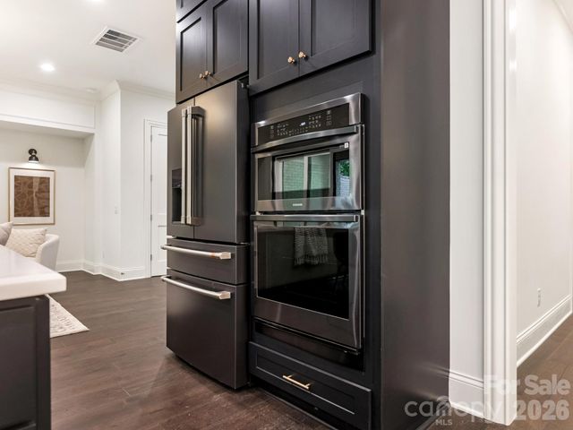 405 Audrey Place, Charlotte, NC 28226