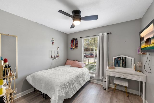 313 Trailride Road, Angleton, TX 77515