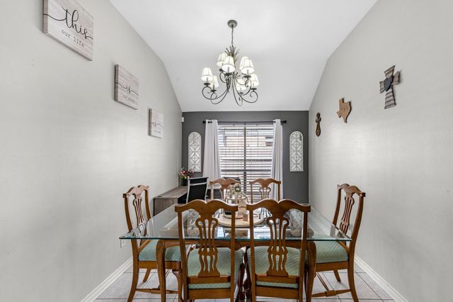 313 Trailride Road, Angleton, TX 77515