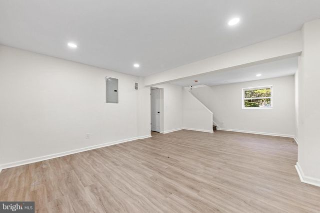 716 6TH RD, Newtonville, NJ 08346