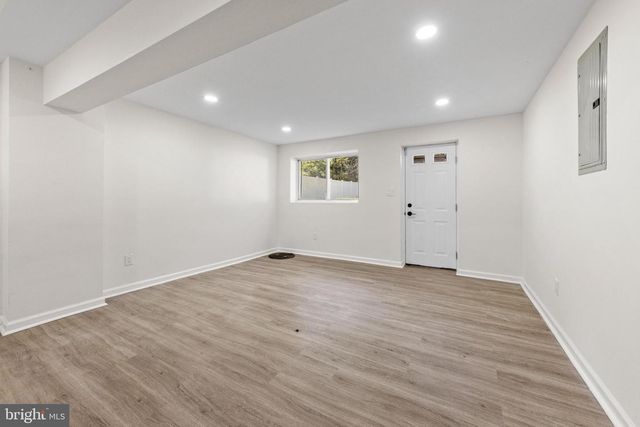 716 6TH RD, Newtonville, NJ 08346