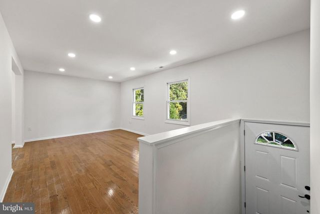 716 6TH RD, Newtonville, NJ 08346
