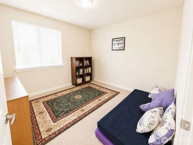 17252 NE 119th Way, Redmond, WA 98052