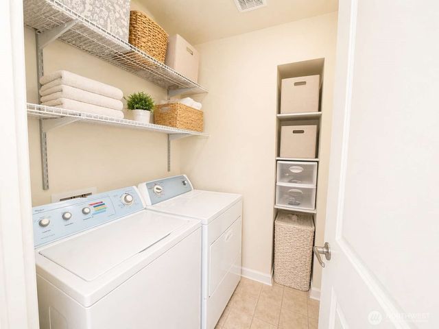 17252 NE 119th Way, Redmond, WA 98052