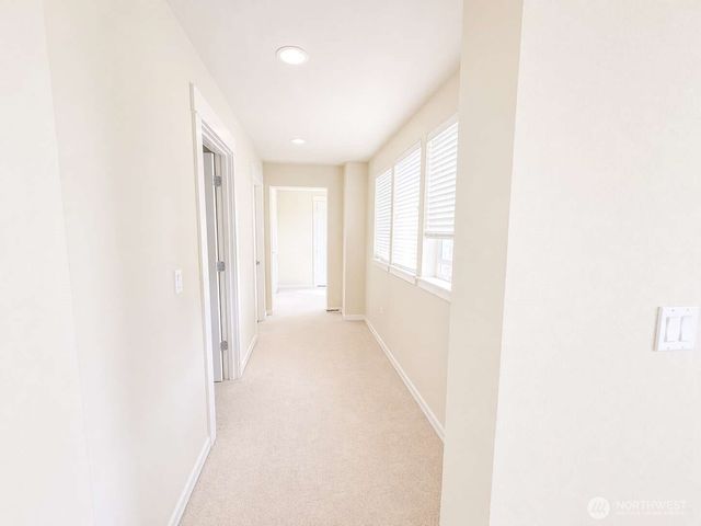17252 NE 119th Way, Redmond, WA 98052