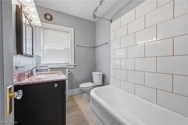 2075 Coventry Road 2, Cleveland Heights, OH 44118