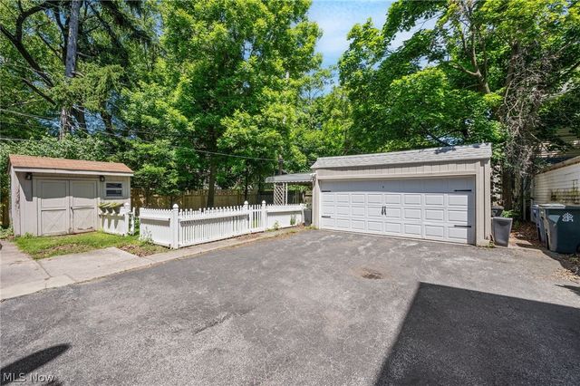 2075 Coventry Road 2, Cleveland Heights, OH 44118