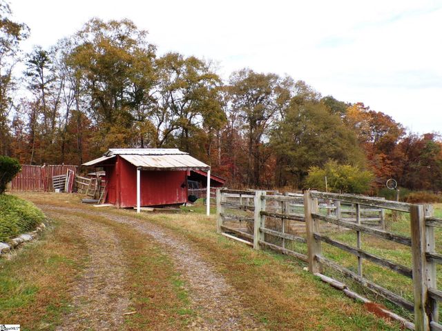 850 Springdale Road, Cowpens, SC 29330