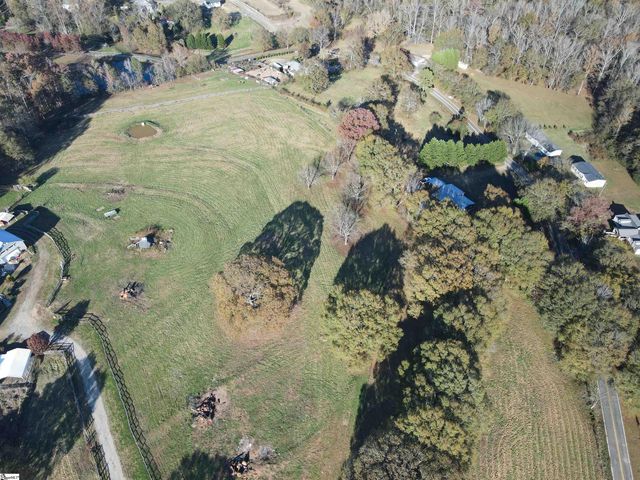 850 Springdale Road, Cowpens, SC 29330
